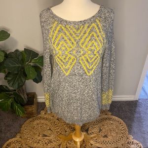 Maurice’s Grey Knit Geometric Print Pullover Crewneck Sweater